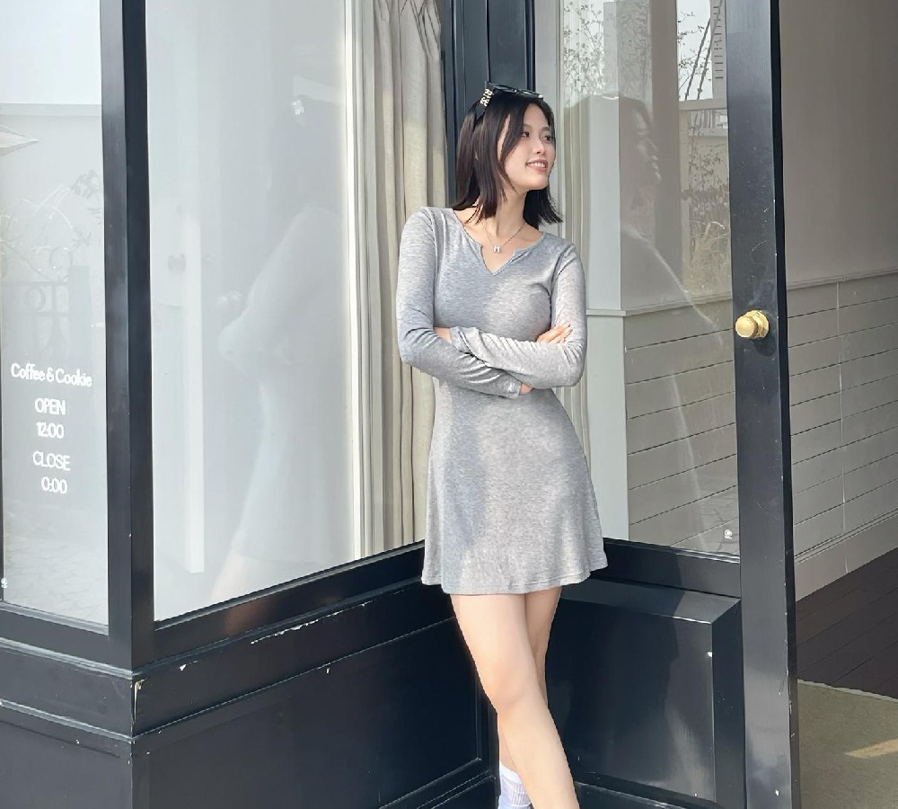 短款连衣裙长袖